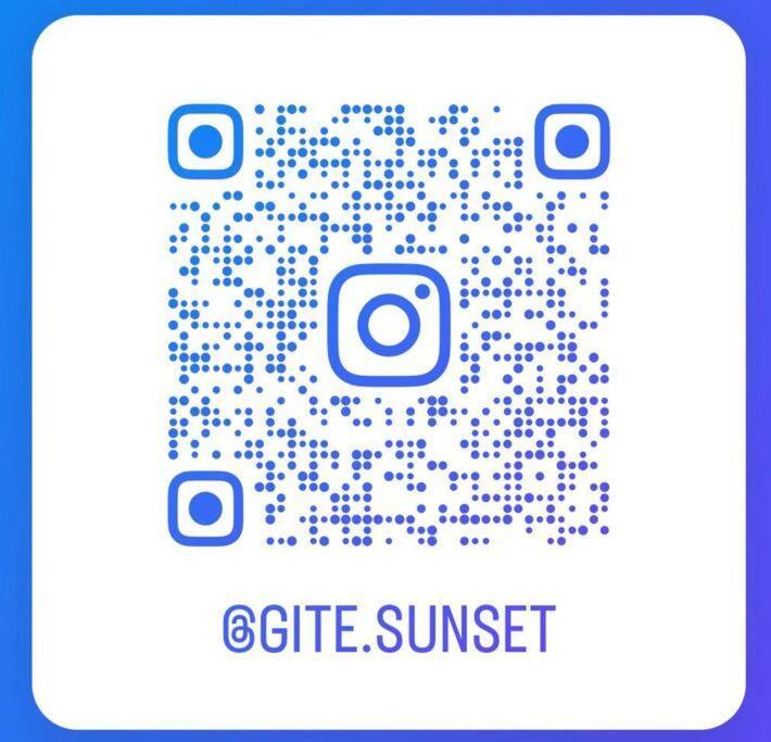 Sunset Family Guesthouse Mont Saint Michel Céaux Exterior foto